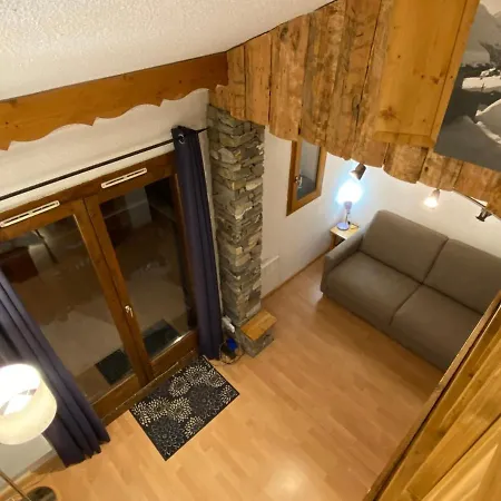 Cosy A La Montagne Avec Acces Direct Aux Pistes - 4 Personnes - Fr-1-181-2478 Apartament La Plagne