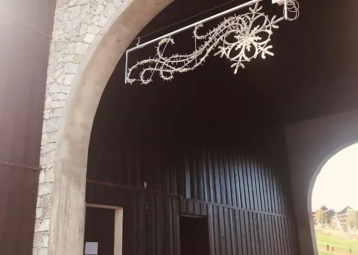 Appartement Cosy A La Montagne Avec Acces Direct Aux Pistes - 4 Personnes - Fr-1-181-2478 *